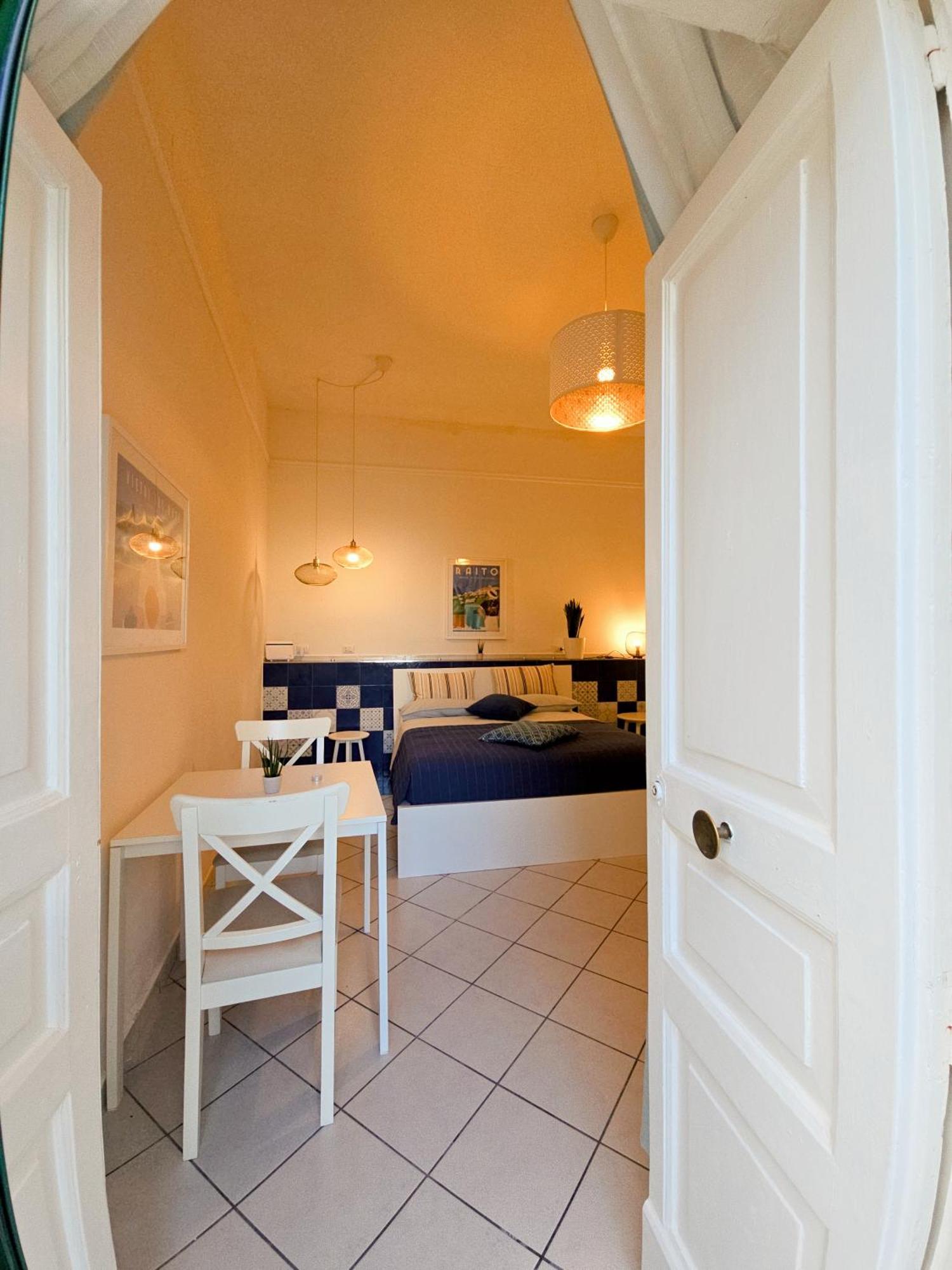 Raito Guest House - Amalfi Coast Vietri Buitenkant foto